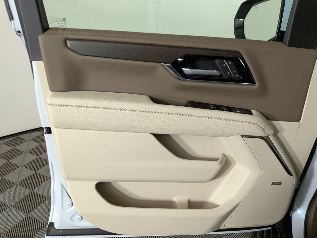 New 2026 GMC Yukon Denali AWD/4WD image 15