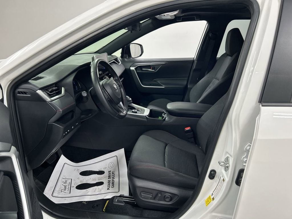 Used 2023 Toyota RAV4 SE w/ Weather & Moonroof Package AWD/4WD image 9