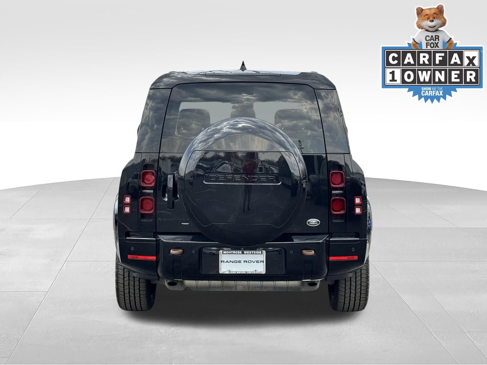 Used 2023 Land Rover Defender 130 X-Dynamic SE AWD/4WD image 6