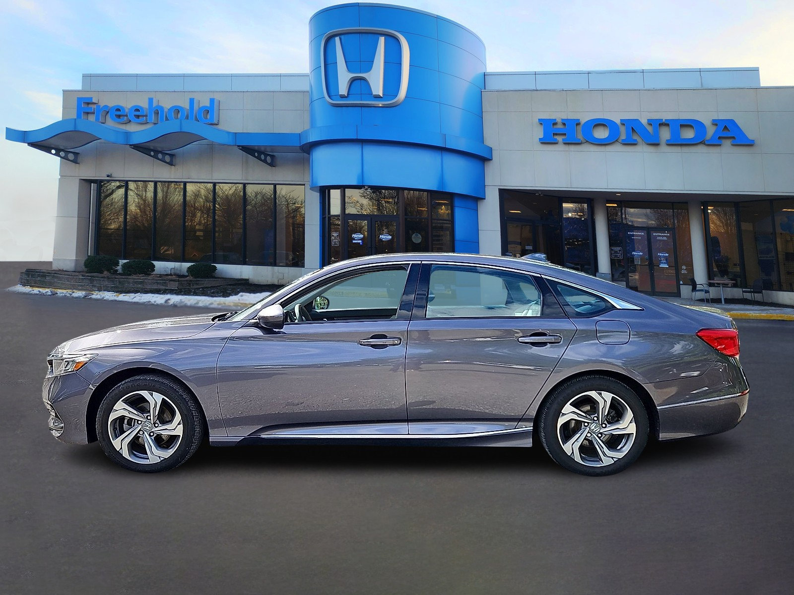 Used 2019 Honda Accord EX image 4