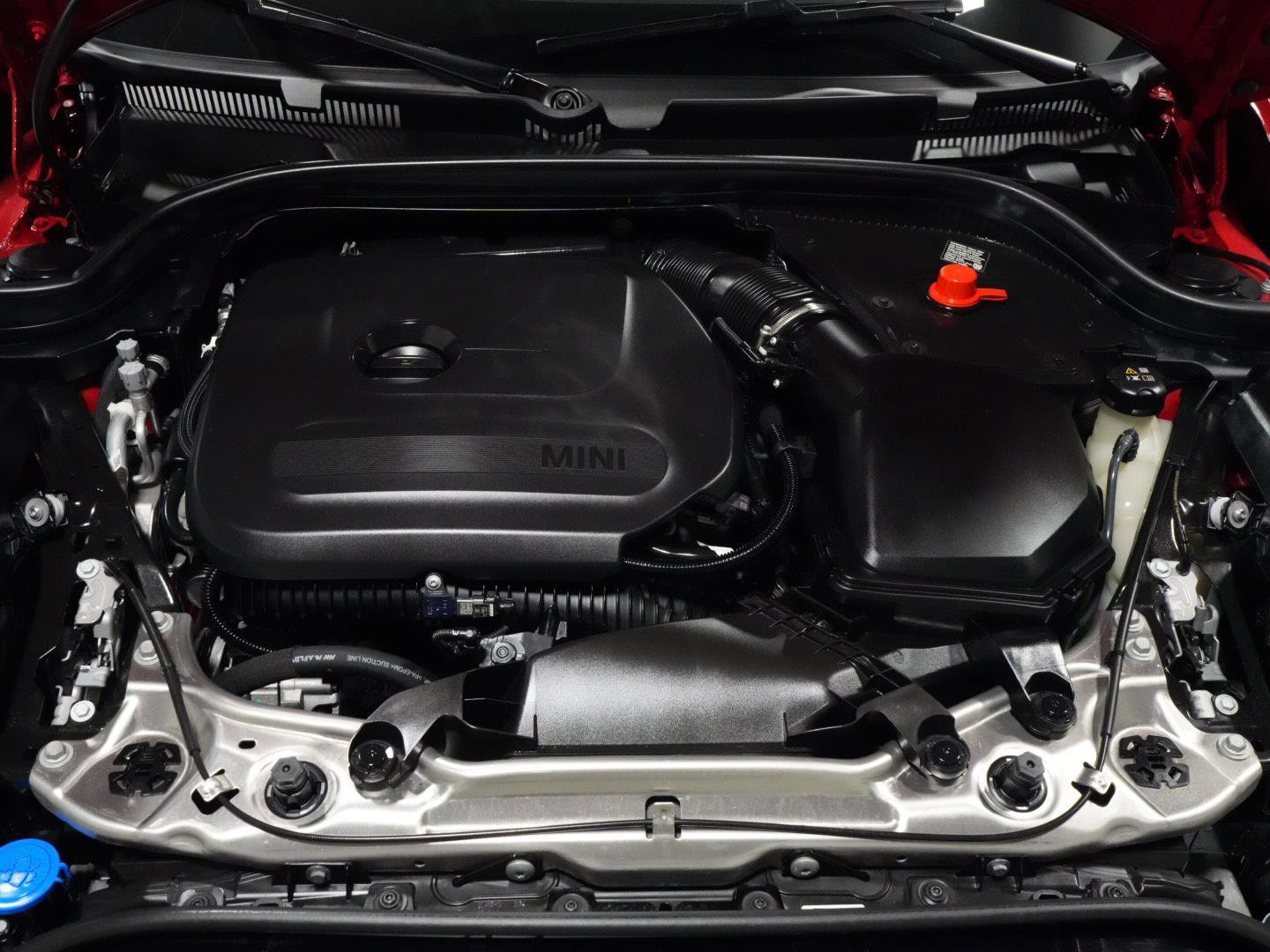 Certified 2025 MINI Cooper S image 29