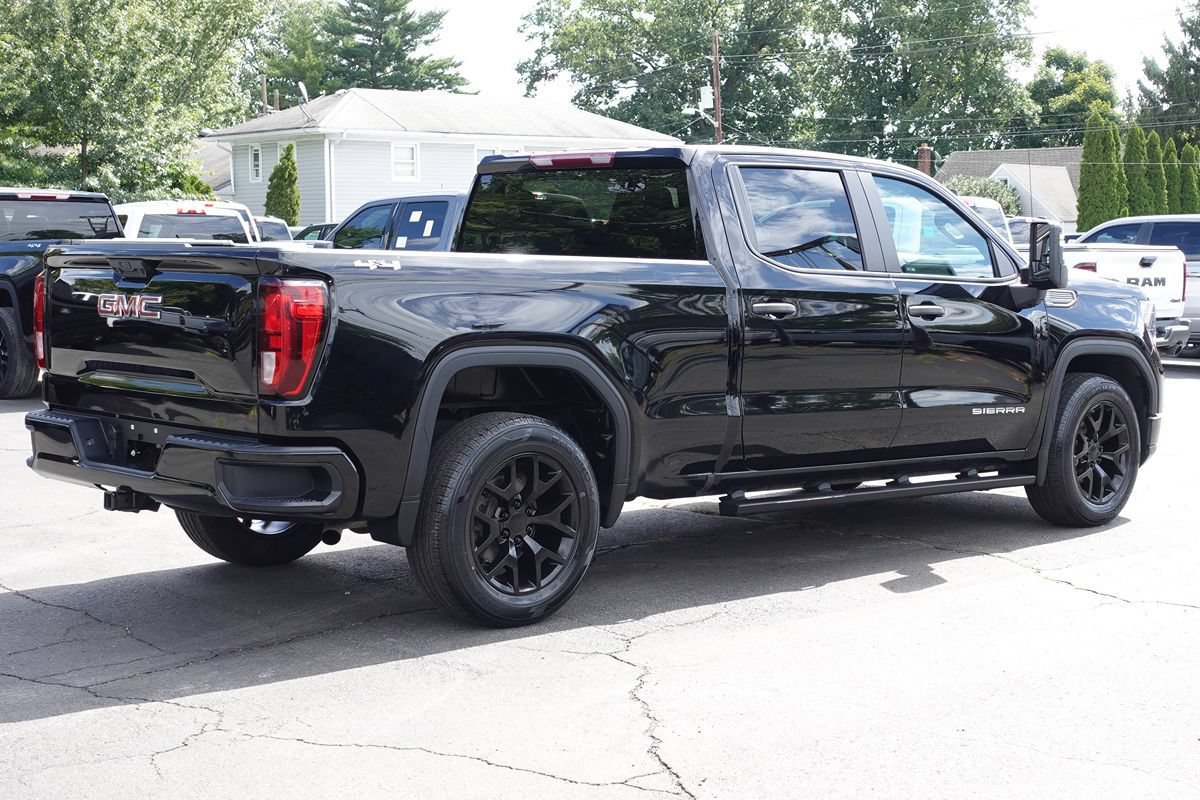 Used 2023 GMC Sierra 1500 Pro w/ Pro Value Package AWD/4WD image 3