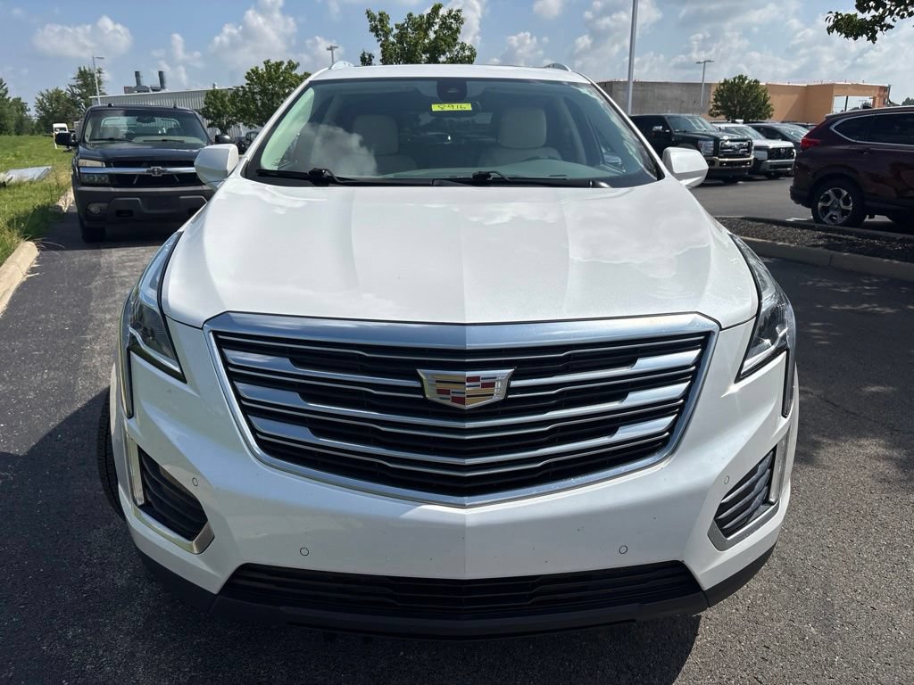 Used 2017 Cadillac XT5 Premium Luxury w/ LPO, Wheel Lock Package AWD/4WD image 2
