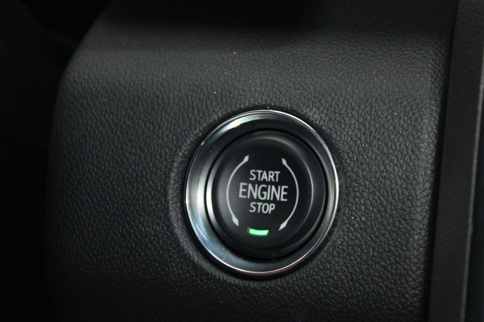 Used 2026 GMC Acadia AT4 image 26