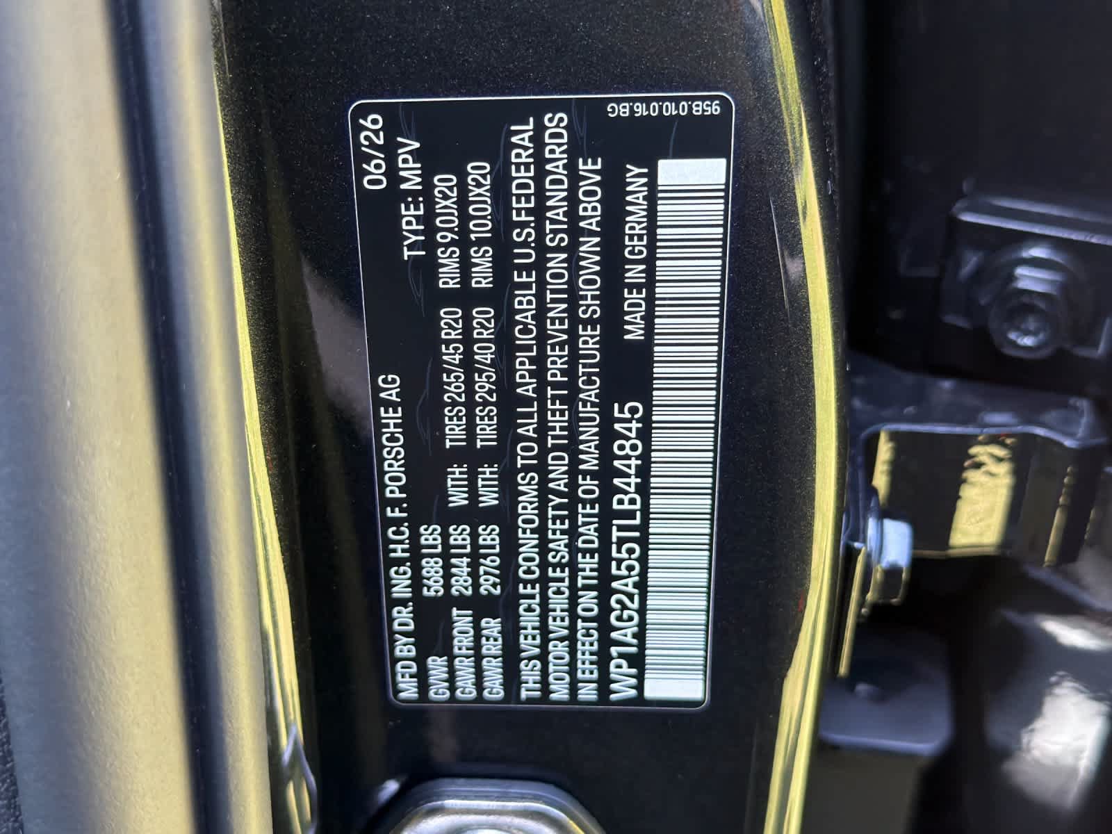 New 2026 Porsche Macan S AWD/4WD image 33