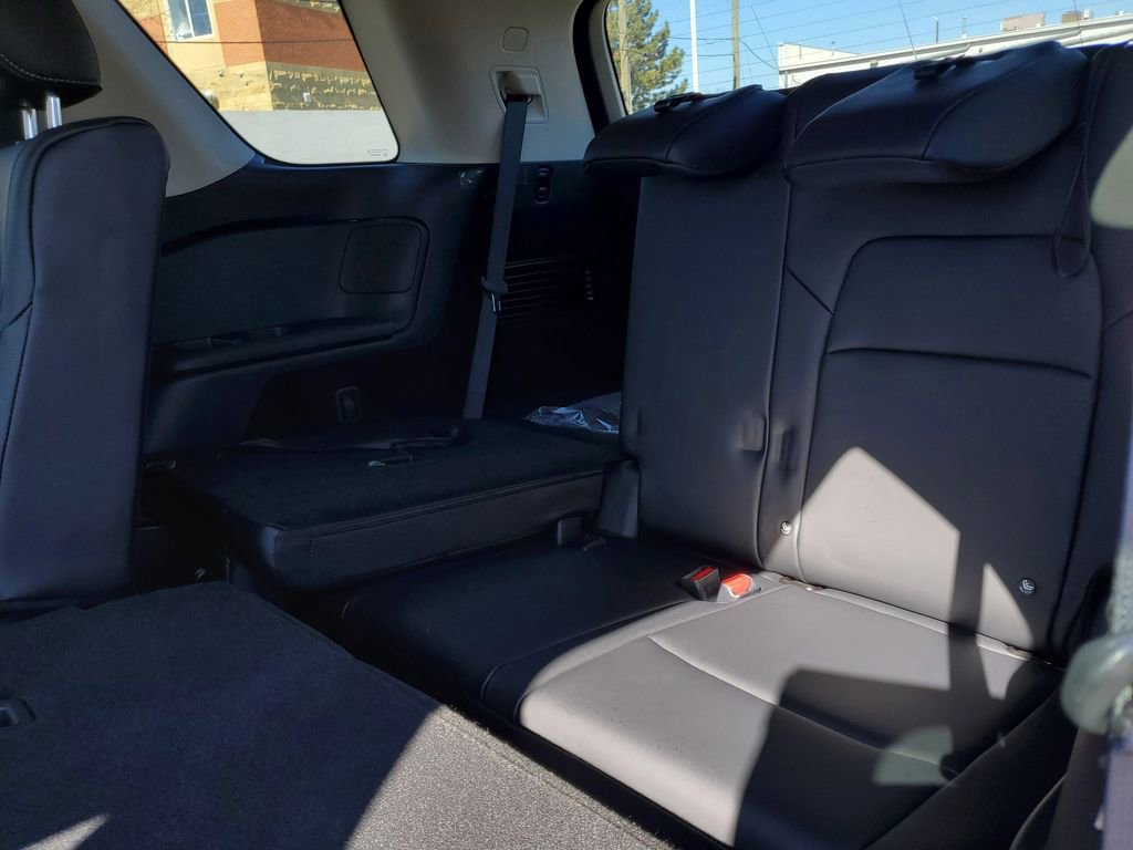 New 2026 Nissan Pathfinder SL image 13