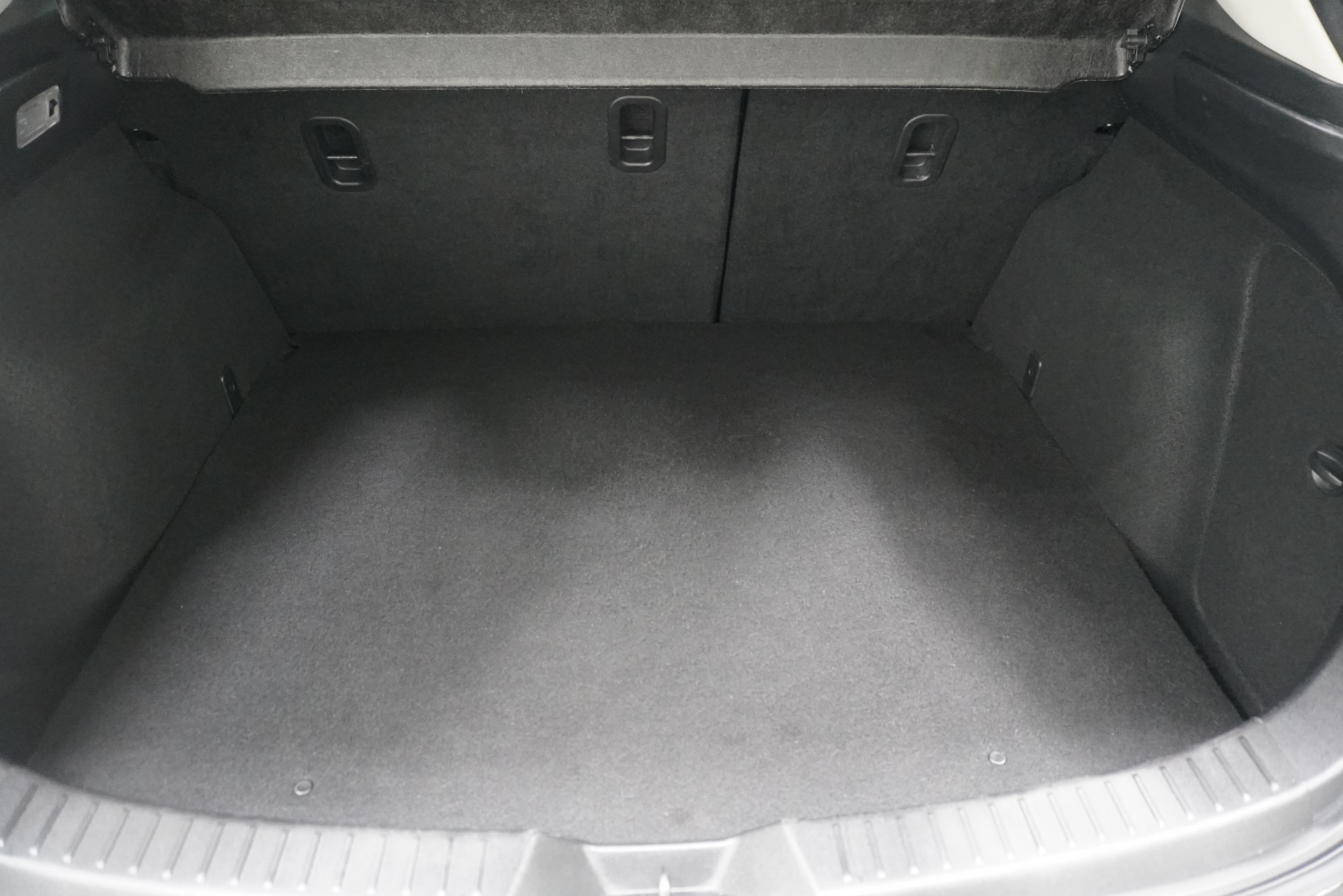 Used 2015 MAZDA MAZDA3 i Sport FWD image 21