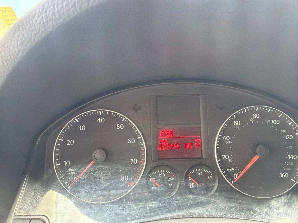 Used 2009 Volkswagen Jetta Wolfsburg Edition FWD image 6