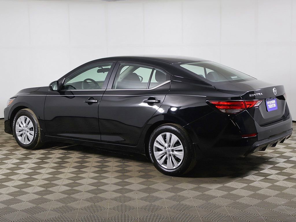 Used 2024 Nissan Sentra S image 6