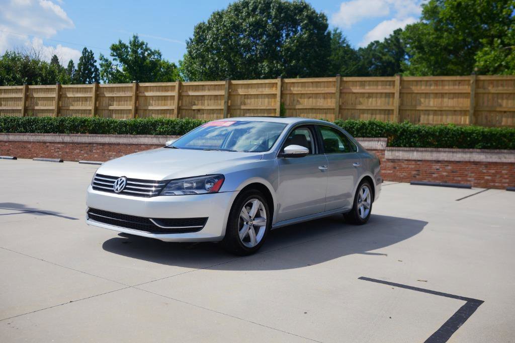Used 2012 Volkswagen Passat 2.5 SE
