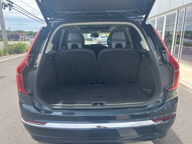 Certified 2025 Volvo XC90 B6 Plus AWD/4WD image 11