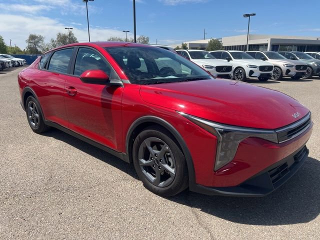 Used 2025 Kia K4 FWD image 1