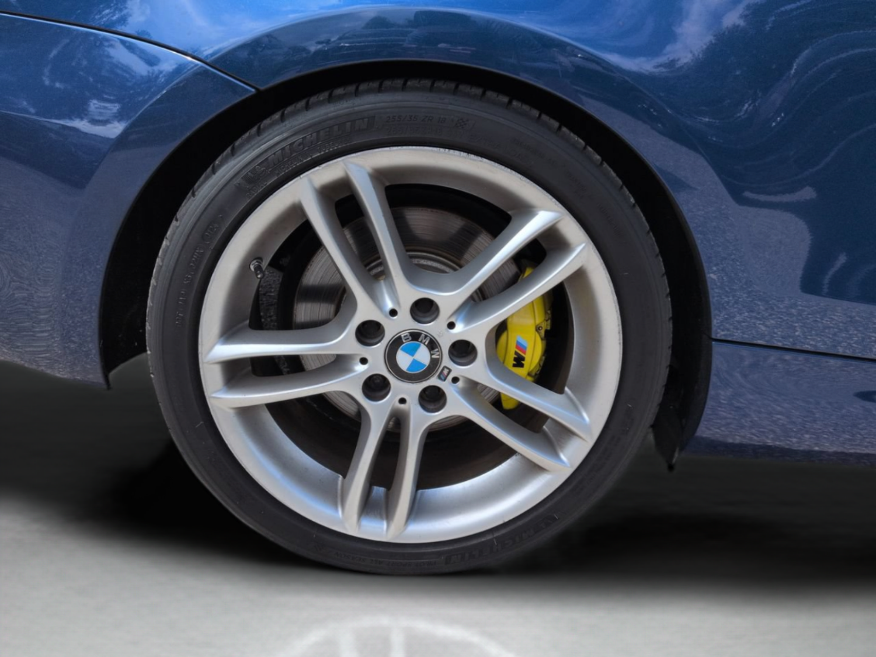 Used 2011 BMW 135i Convertible w/ Premium Pkg RWD image 13