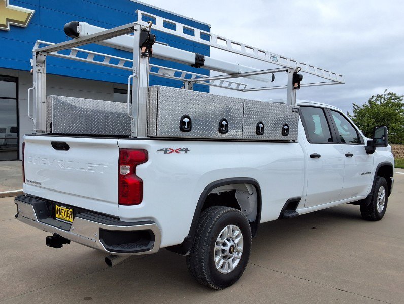 Used 2025 Chevrolet Silverado 2500 W/T w/ WT/CX Safety Package AWD/4WD image 9