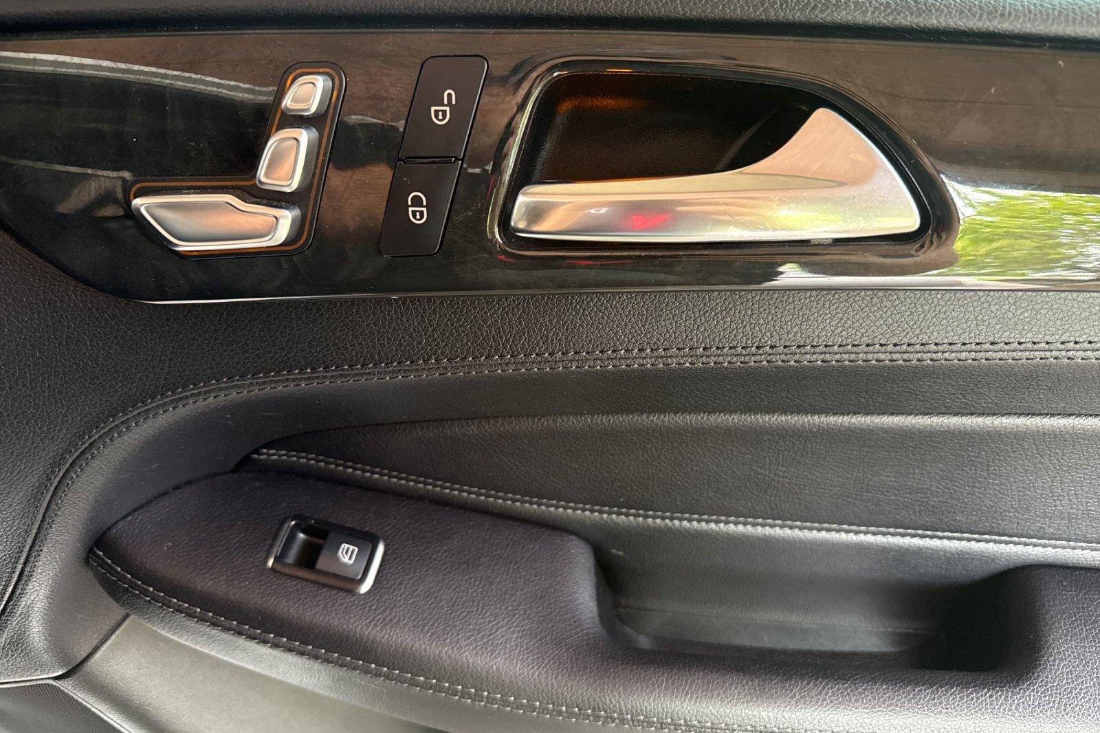 Used 2018 Mercedes-Benz GLE 43 AMG 4MATIC image 23
