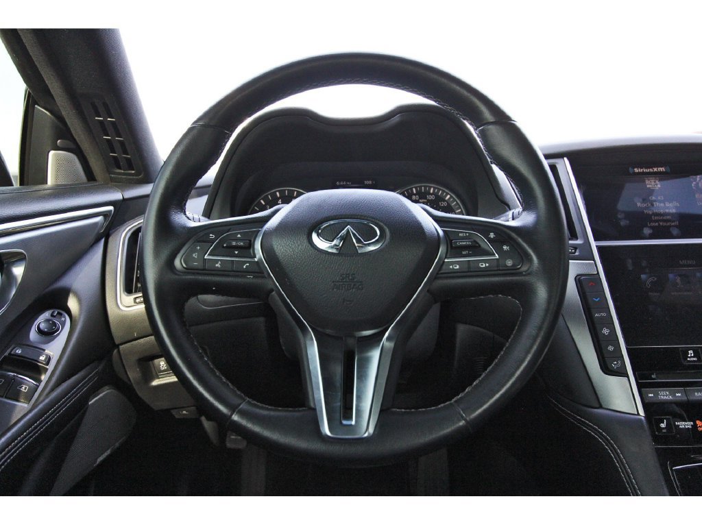 Used 2022 INFINITI Q60 3.0t Luxe w/ Cargo Package RWD image 16