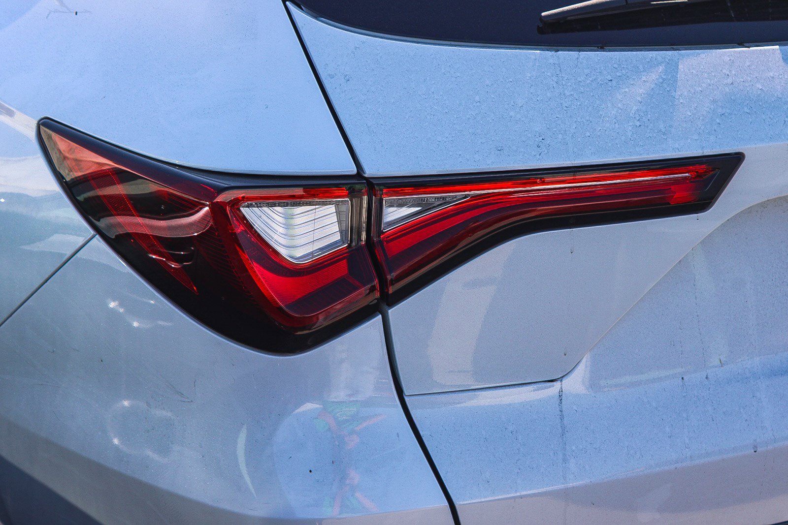 Used 2023 Acura MDX SH-AWD image 11