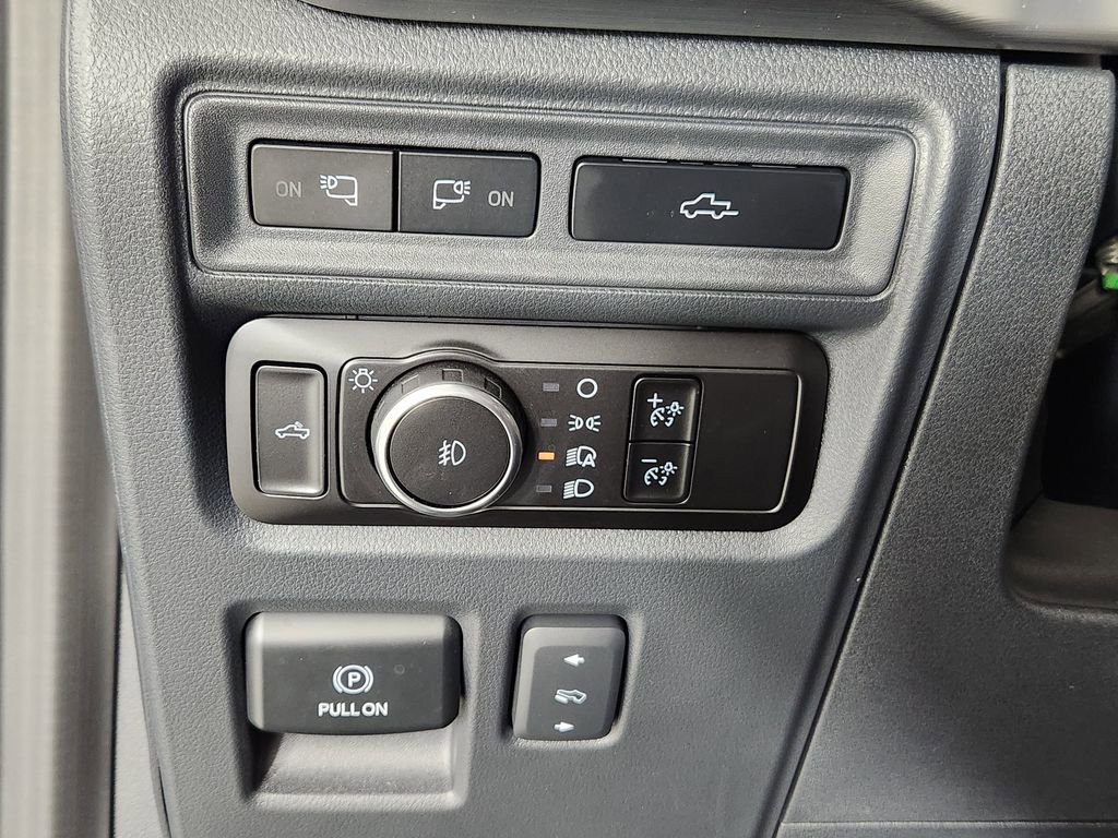 Used 2023 Ford F150 Lariat image 22