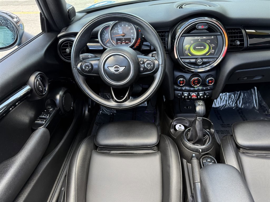 Used 2016 MINI Cooper S image 23
