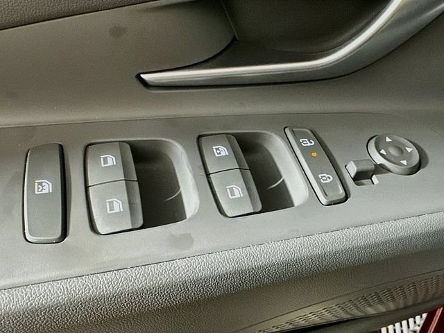 Certified 2026 Hyundai Elantra Sport FWD image 11