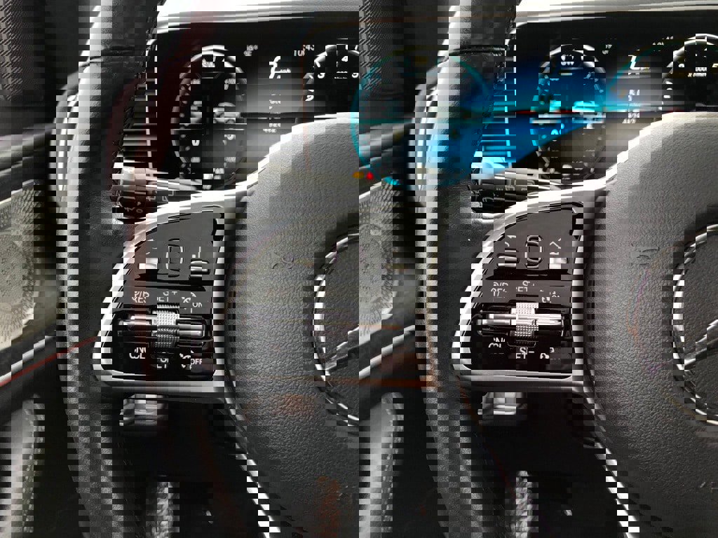 Used 2022 Mercedes-Benz GLE 350 GLE 350 w/ AMG Line Exterior image 22