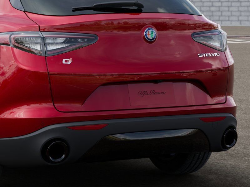 New 2026 Alfa Romeo Stelvio Sprint image 13