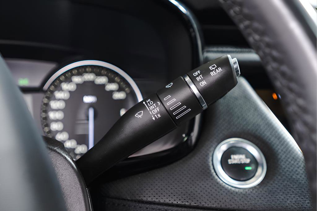 Used 2023 Cadillac XT6 Luxury image 22