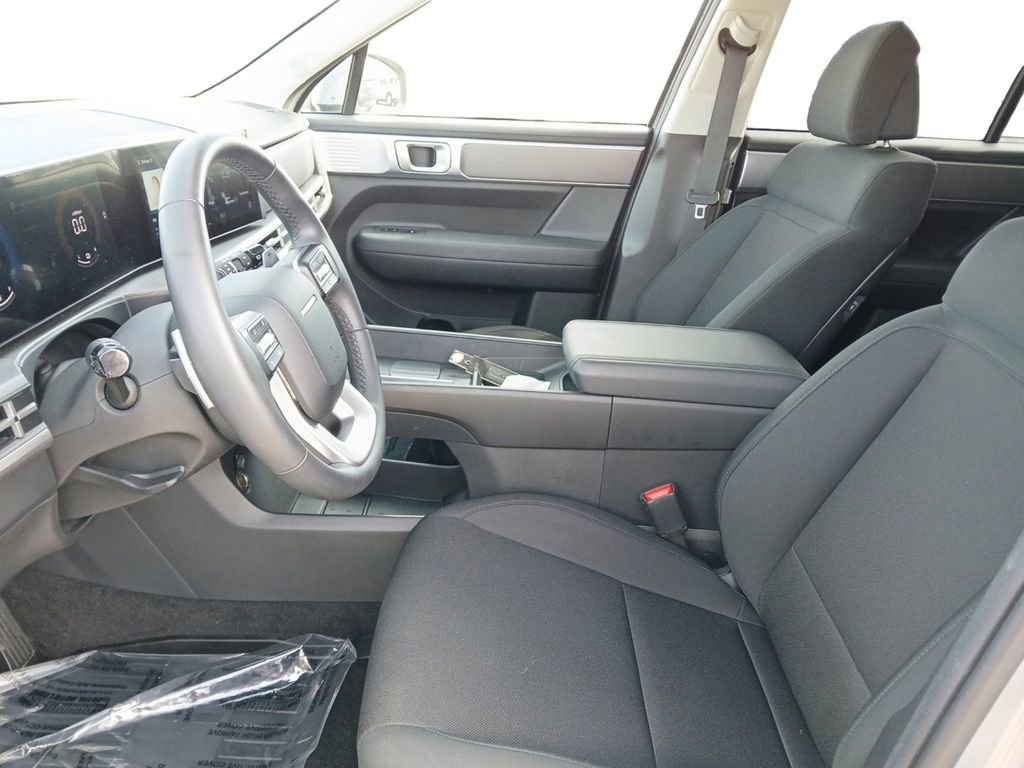 New 2026 Hyundai Santa Fe SE FWD image 9
