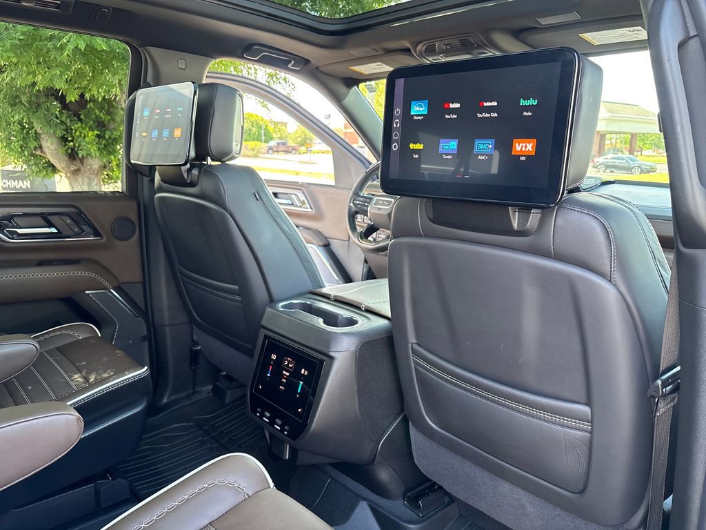 Certified 2025 GMC Yukon XL Denali Ultimate AWD/4WD image 60