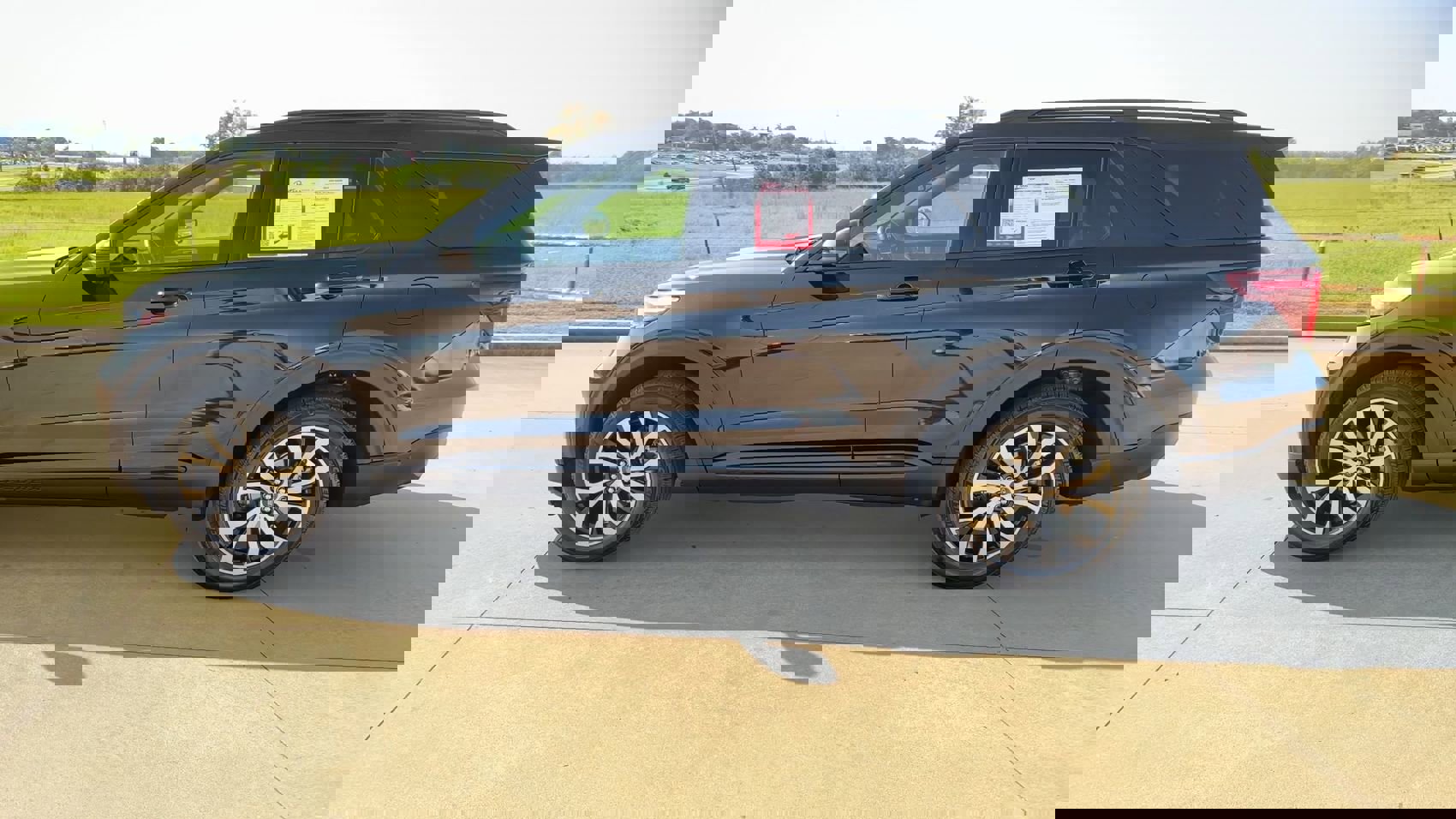 Used 2020 Ford Explorer ST image 6