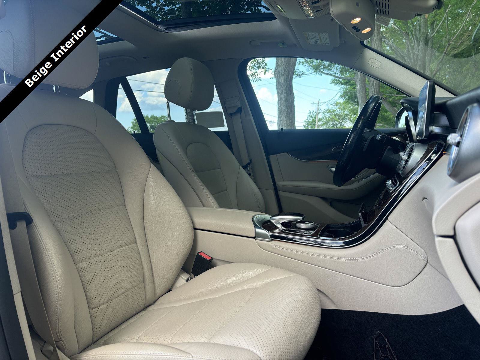 Used 2017 Mercedes-Benz GLC 300 4MATIC image 5