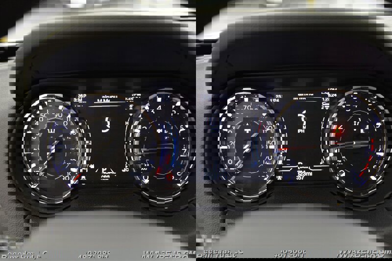 Used 2021 Maserati Levante image 27