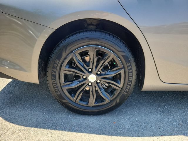 Certified 2023 Chevrolet Malibu LT w/ Driver Confidence Package FWD image 6