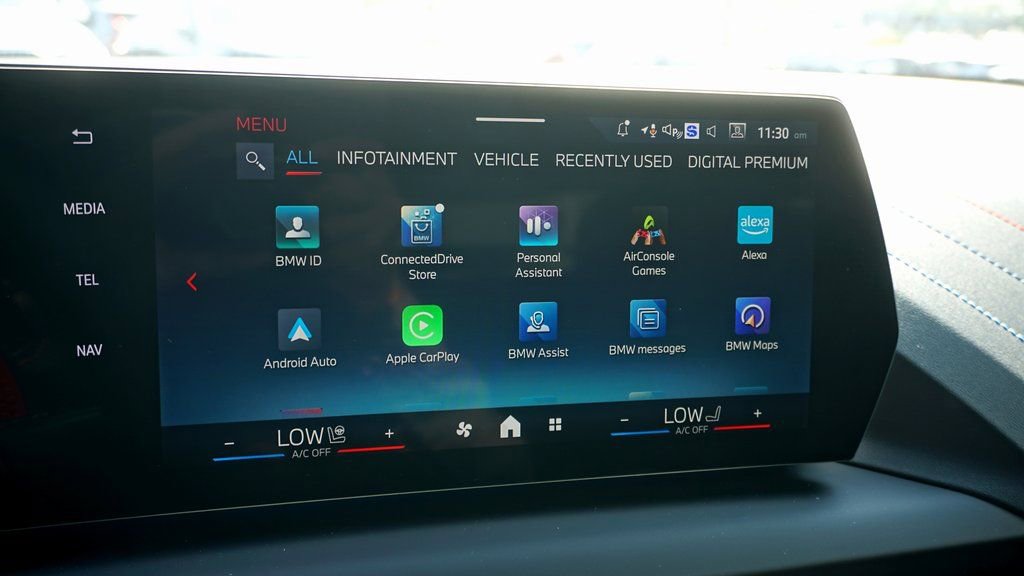 Used 2026 BMW M235i xDrive w/ Technology Package image 17