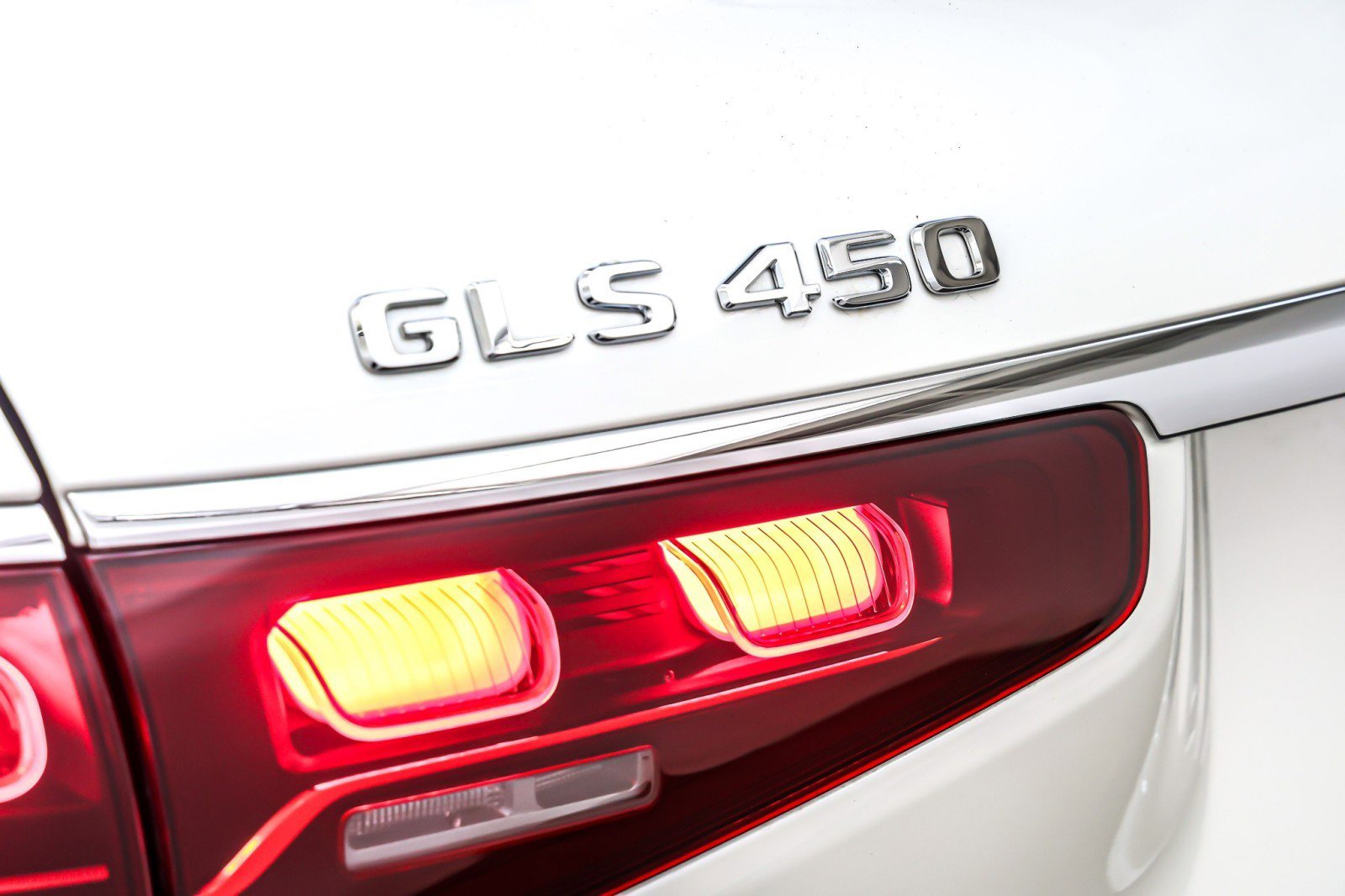 Certified 2024 Mercedes-Benz GLS 450 4MATIC image 11