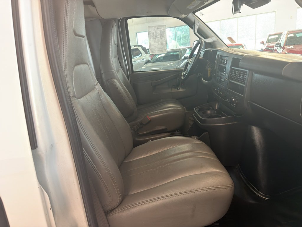 Used 2019 Chevrolet Express 2500 w/ Communications Package RWD image 14