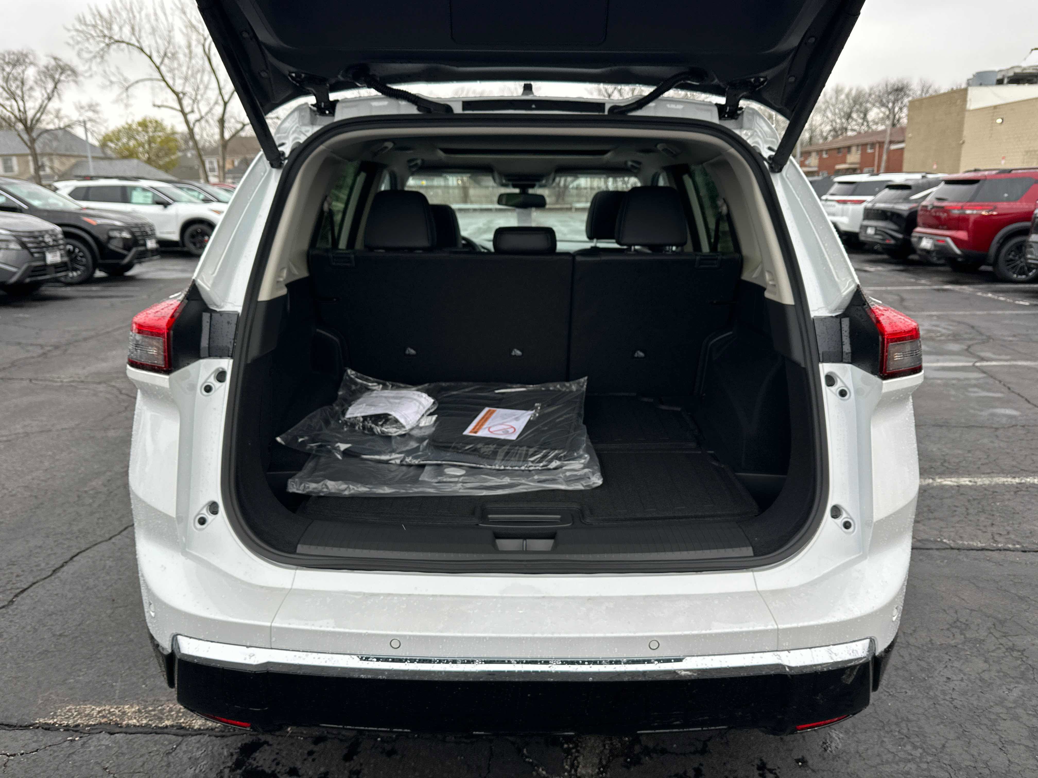 New 2026 Nissan Rogue Platinum image 14