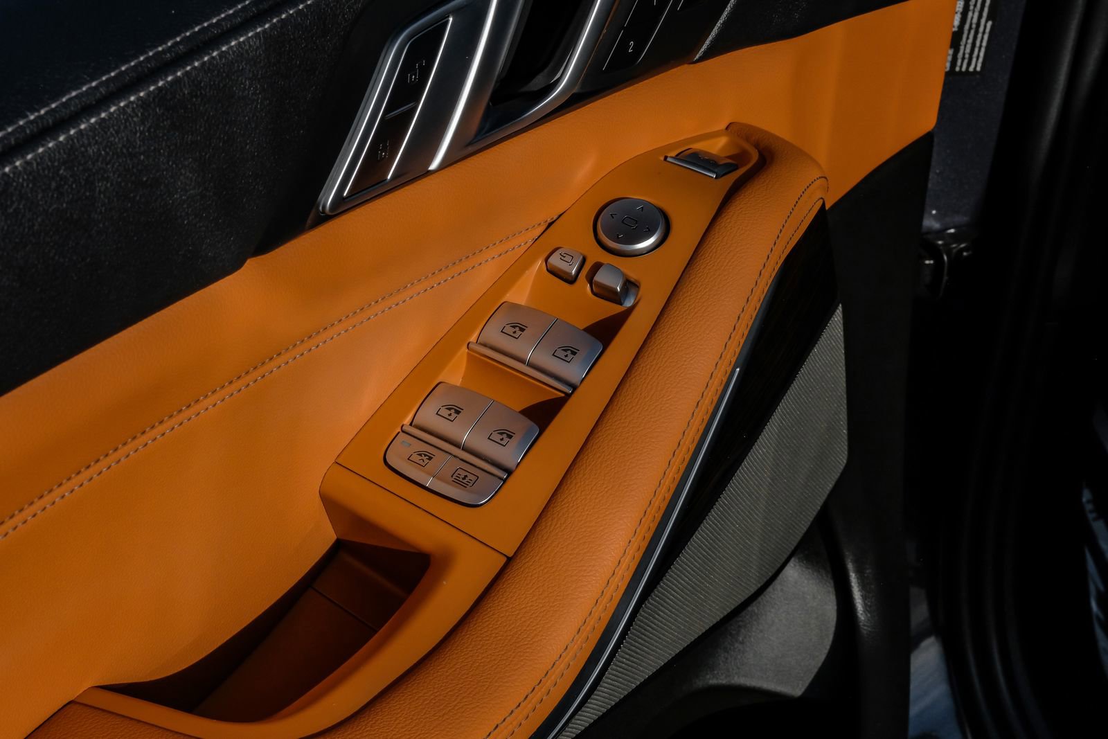 Used 2021 BMW X7 M50i w/ Executive Package image 50