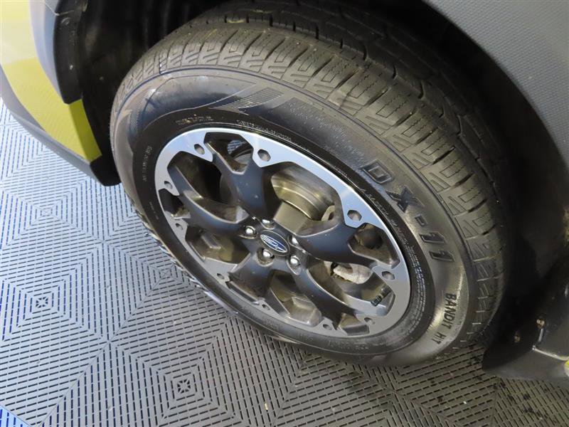 Used 2022 Subaru Crosstrek 2.0i image 6