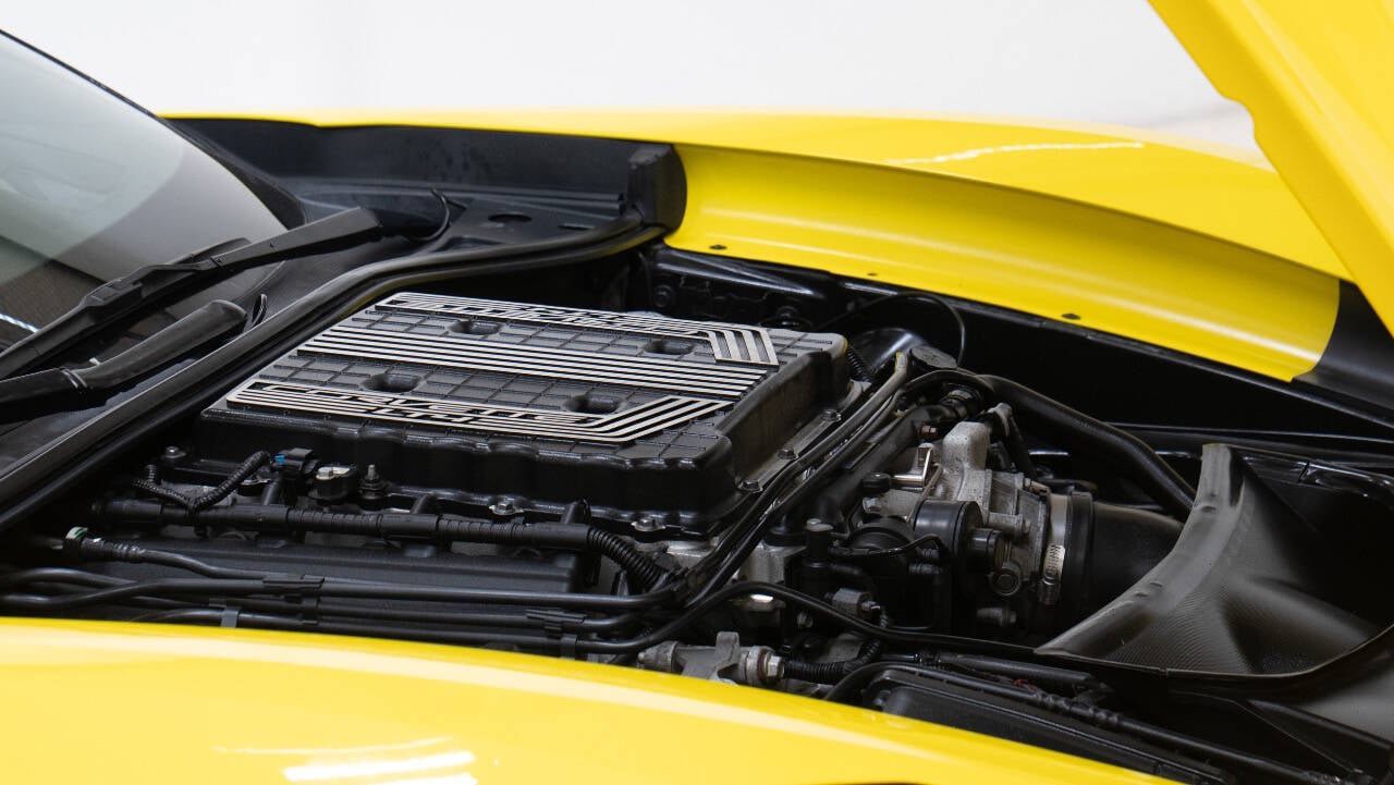 Used 2018 Chevrolet Corvette Z06 RWD image 26