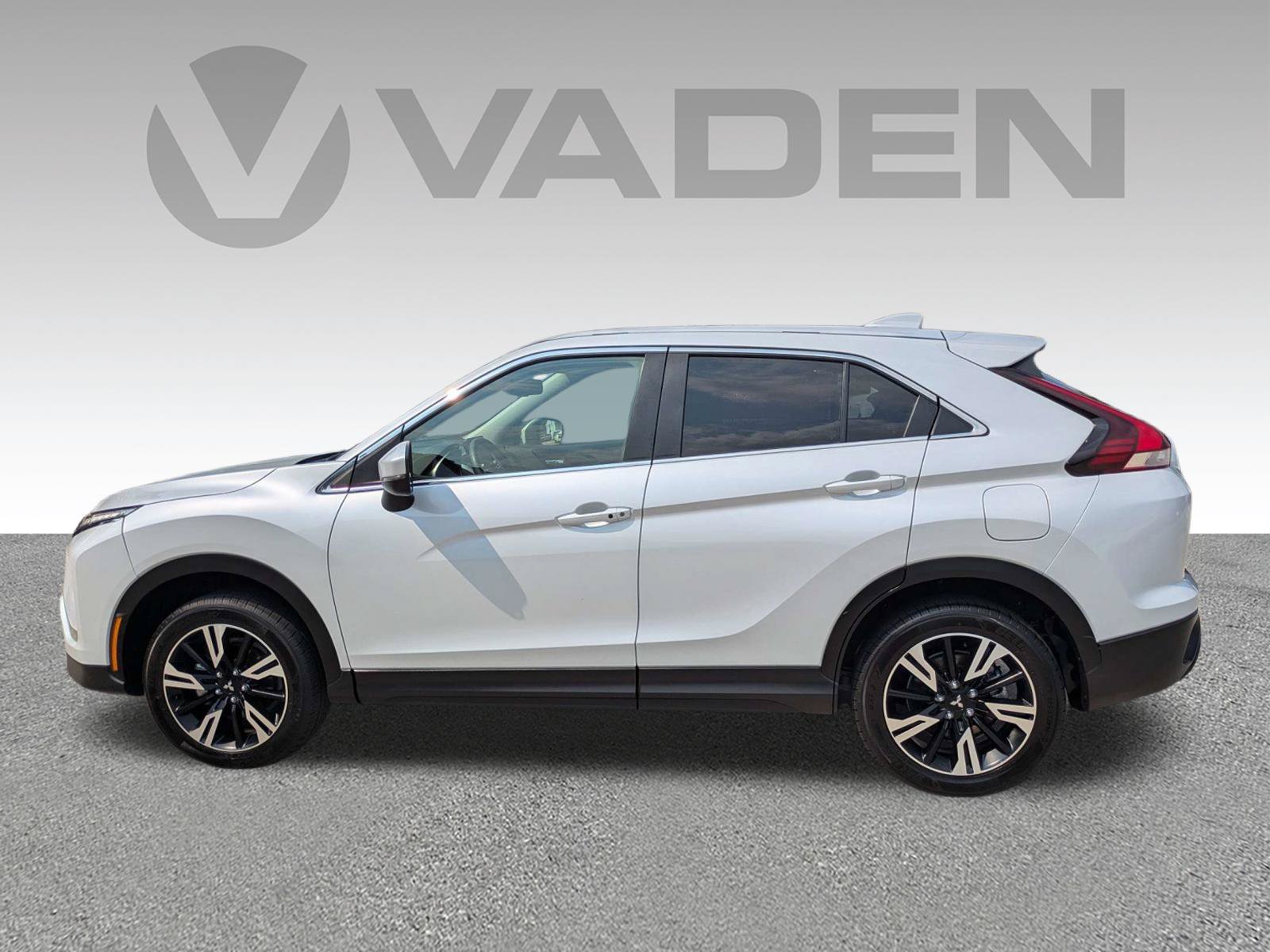 Used 2025 Mitsubishi Eclipse Cross SE AWD/4WD image 30