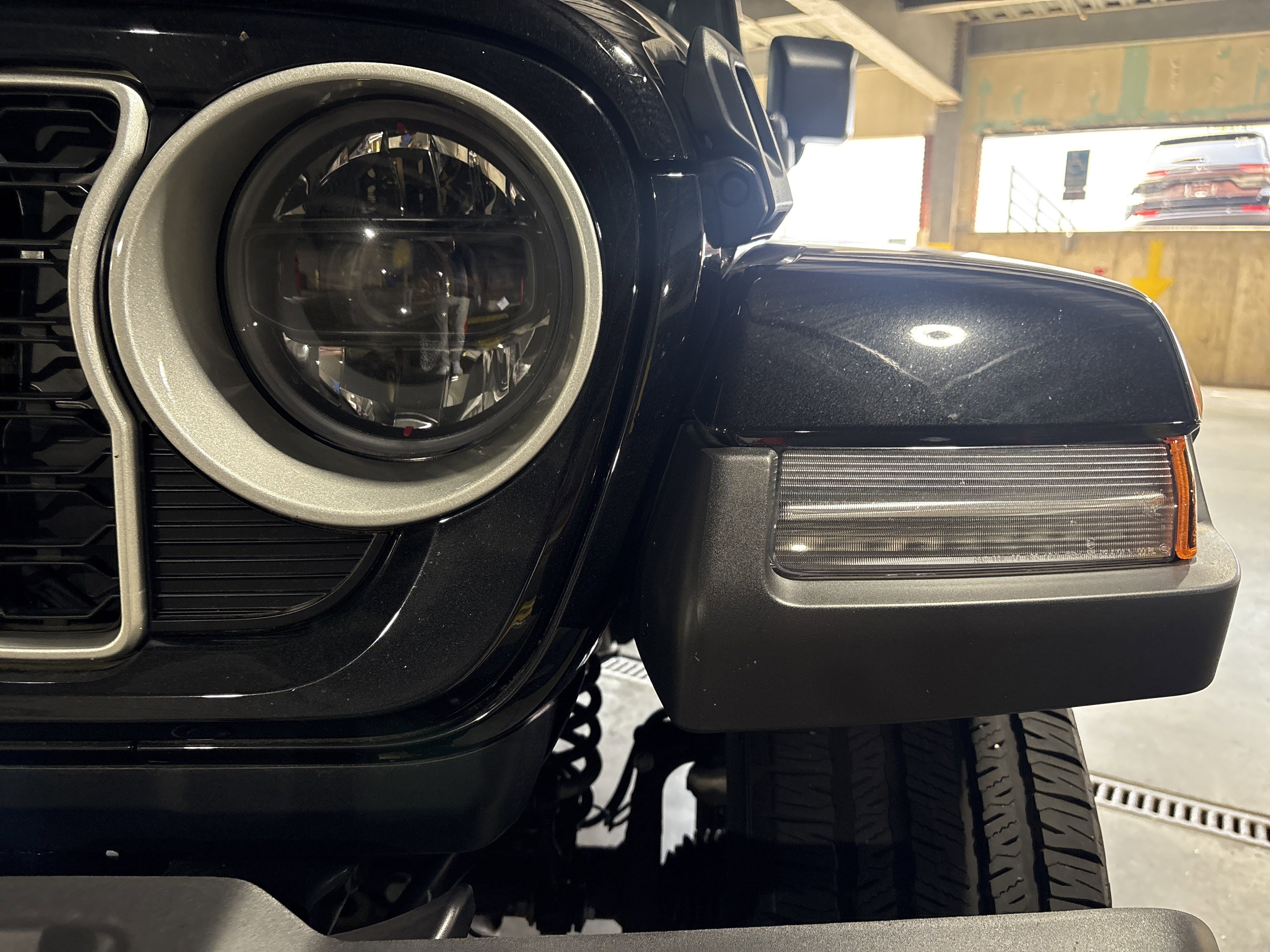 Certified 2025 Jeep Wrangler Sahara image 25