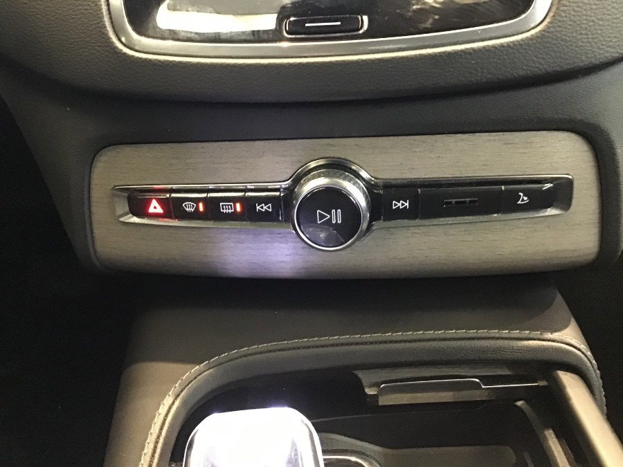 Used 2023 Volvo XC90 B6 Ultimate image 11