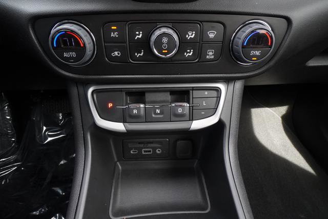 Used 2023 GMC Terrain SLE w/ Driver Convenience Package FWD image 22