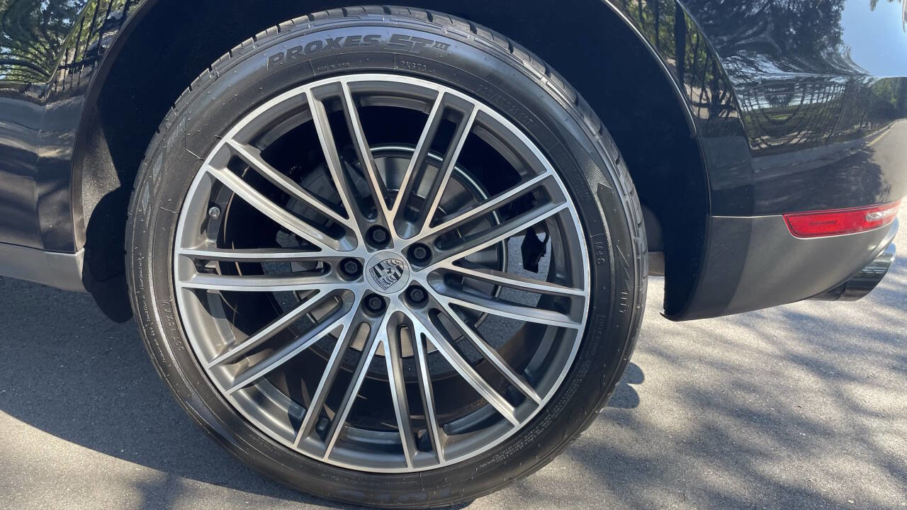 Used 2019 Porsche Macan S AWD/4WD image 17