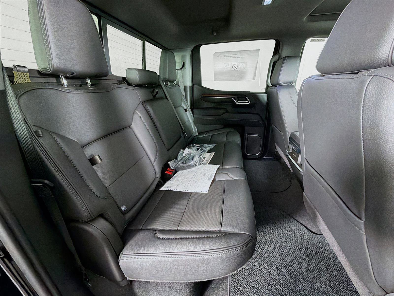 New 2026 GMC Sierra 1500 Denali w/ Denali Reserve Package image 29