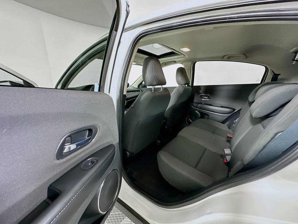 Used 2022 Honda HR-V EX image 17