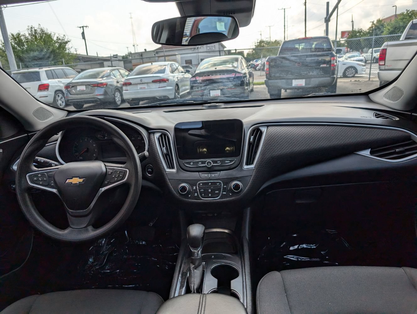 Used 2023 Chevrolet Malibu LT FWD image 14