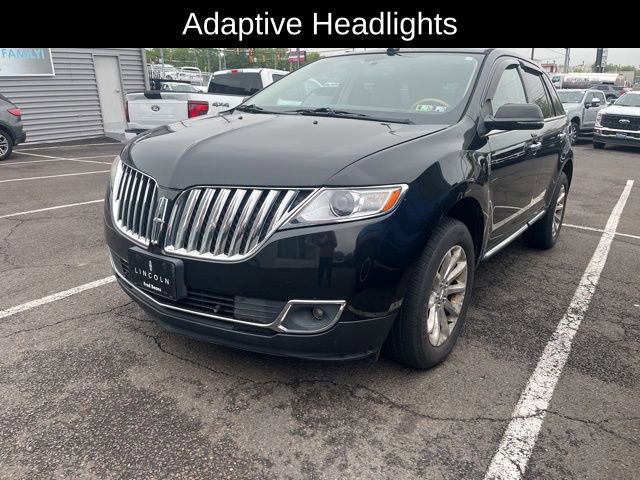 Used 2013 Lincoln MKX AWD image 2