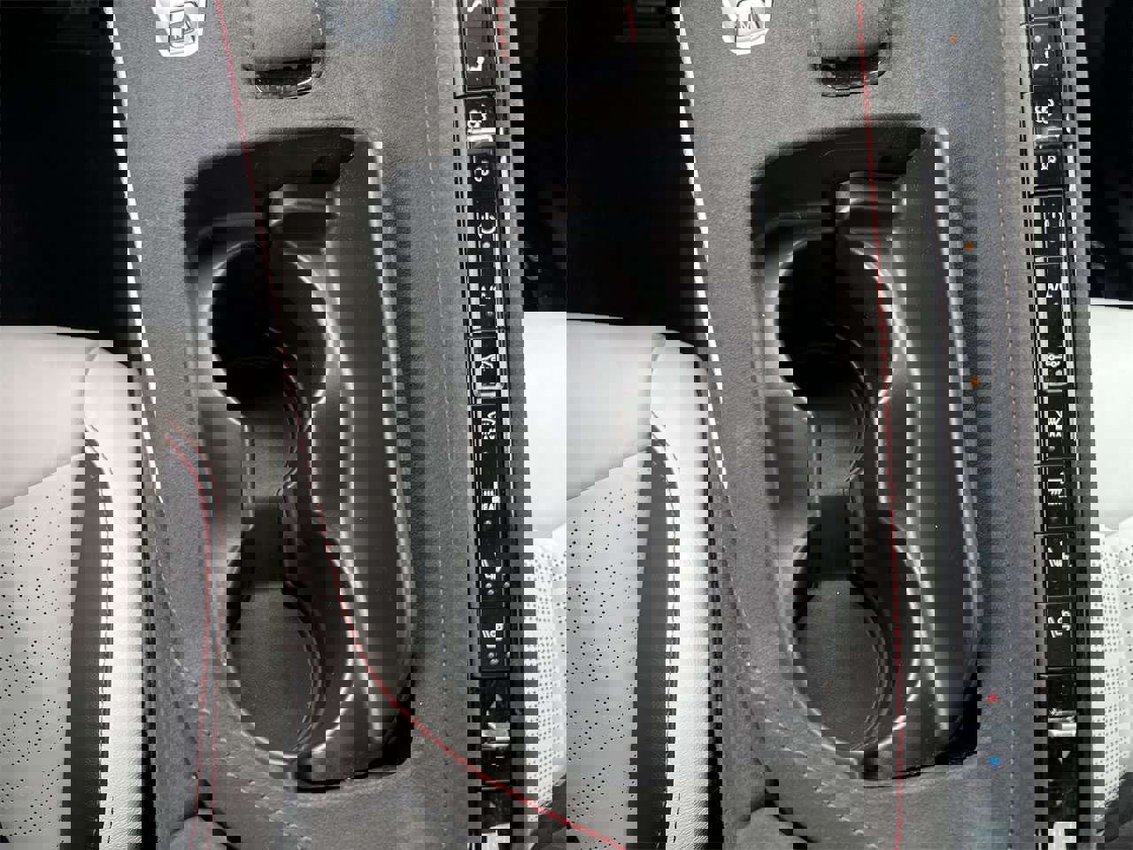 Used 2023 Chevrolet Corvette Stingray image 22